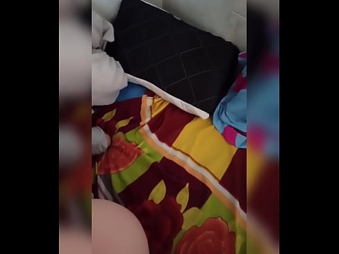 ❤️ Менин комнаташым үйдө жалгыз калат, анткени күйөөсү каникулга кетип жатат, мен аны сиккенге жана эшегин сүткө толтурганга мүмкүнчүлүк берем ☑ Сапаттуу секс боюнча бизде